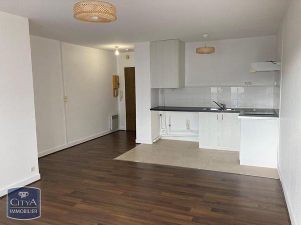 Appartement à louer 1 pièce 33.76m²