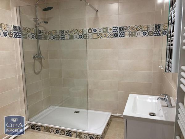 Appartement à louer 1 pièce 33.76m²