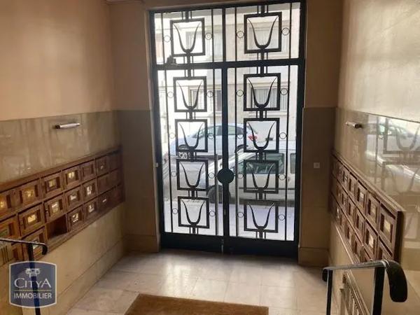 Appartement à louer 1 pièce 42.63m²