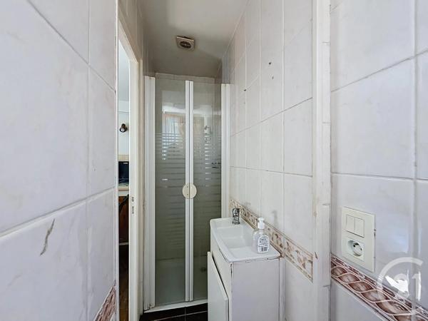 Appartement Studio à vendre  1 pièce - 12,94 m 2   TROYES  - 10
