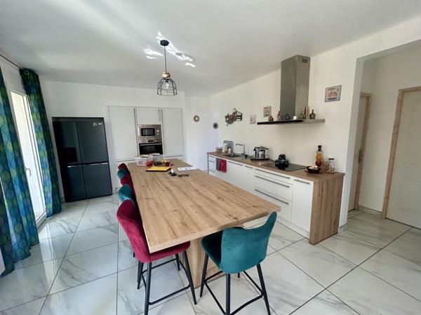Maison à vendre 223 000 € Capvern 3 p 82 m² DPE D