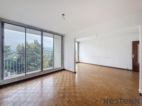 À vendre : Appartement 4 pièces avec vue dégagée à Saint-Étienne - Résidence Dame Blanche