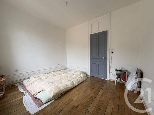 Immeuble à vendre  348,09 m 2   ST DIE DES VOSGES  - 88
