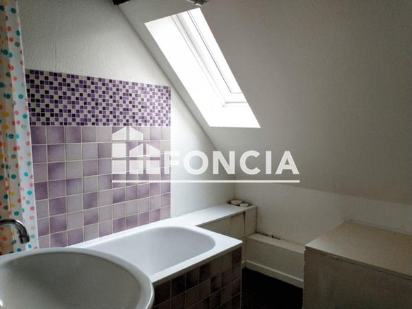 Location Studio meublé 38.84 m² - 31 RUE MAZELLE Metz 57000