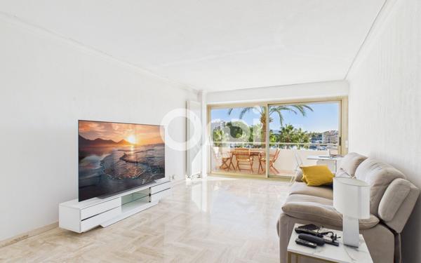 Appartement à vendre    3 pièces • 74,66 m2 Mandelieu-la-Napoule