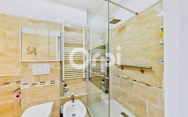 Appartement à vendre    3 pièces • 74,66 m2 Mandelieu-la-Napoule