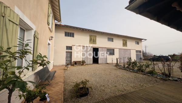 Idéal projet gîtes ou activité : ferme avec dépendances et 6 chambres