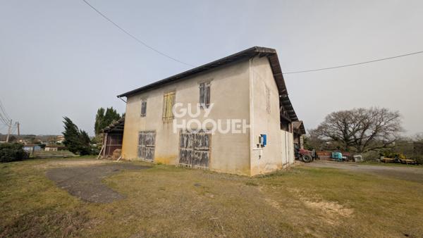 Idéal projet gîtes ou activité : ferme avec dépendances et 6 chambres