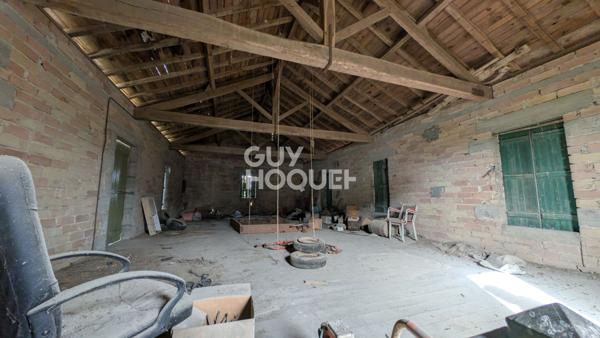 Idéal projet gîtes ou activité : ferme avec dépendances et 6 chambres