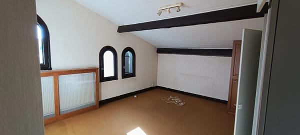 Maison à vendre 9 pièces ISSOIRE (63)