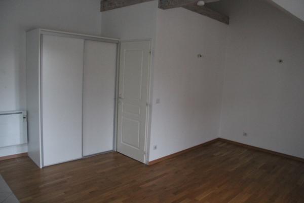 Très beau 2 pièces au port de Thonon