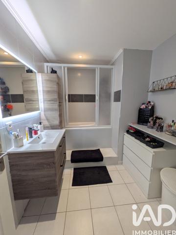 Appartement à vendre 4 pièces 87 m² Poussan