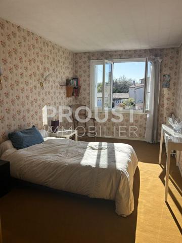 En exclusivité Quartier Souché maison de 115 m² environ avec garage.