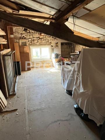 En exclusivité Quartier Souché maison de 115 m² environ avec garage.