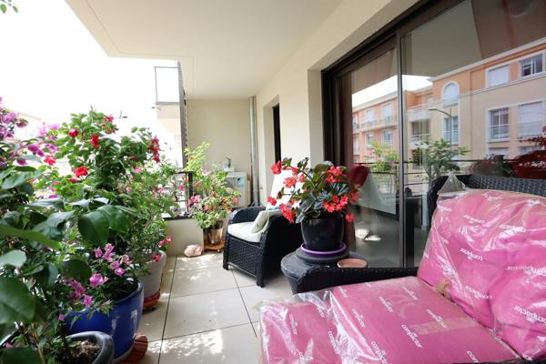 Vente Appartement66 m² - 2 Pièces - ST RAPHAEL (83700)