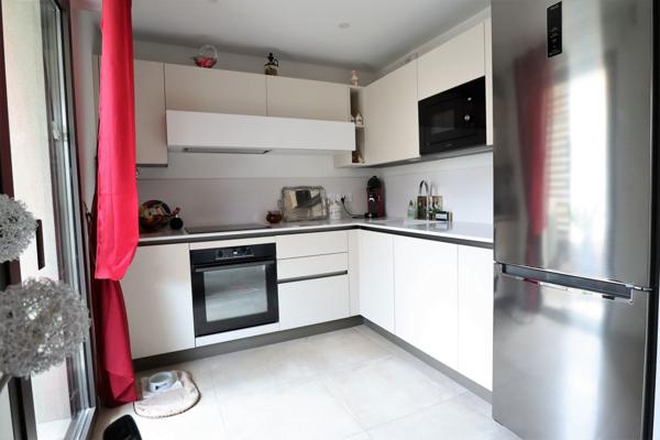 Vente Appartement66 m² - 2 Pièces - ST RAPHAEL (83700)