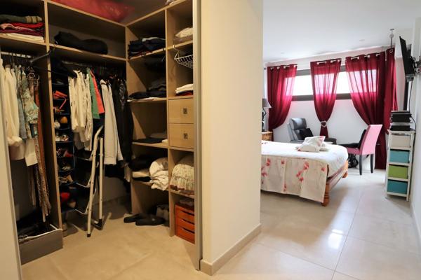 Vente Appartement66 m² - 2 Pièces - ST RAPHAEL (83700)