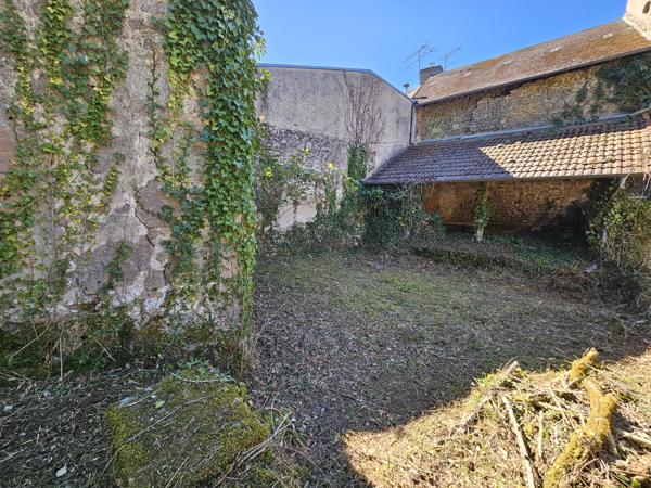 Maison 1 pièce - 140 m²