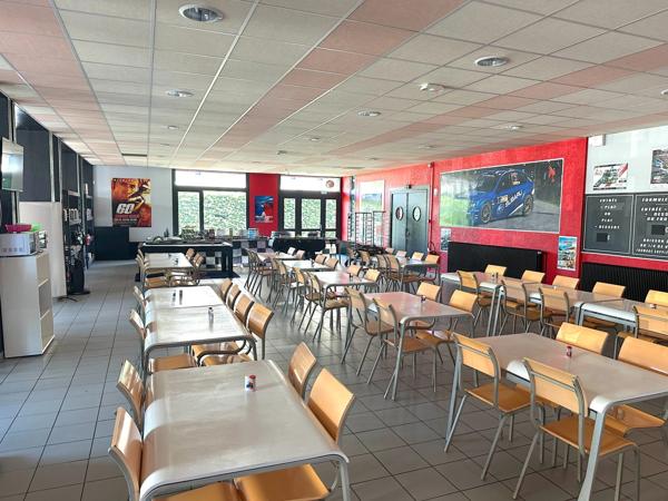 A VENDRE FDC et MURS– BAR LICENCE IV – RESTAURANT 850 M2 – CHAMBÉRY - CA 729KE A DEVELOPPER
