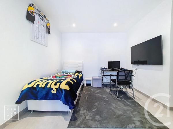 Maison à vendre  4 pièces - 118,77 m 2   PERPIGNAN  - 66