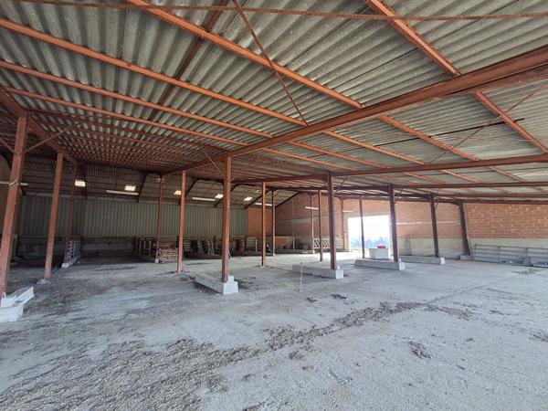 Entrepôt / local industriel Gimont 1400 m2