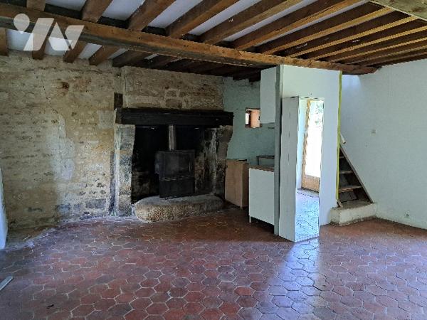 LE BOURG SAINT LEONARD