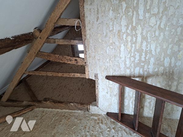 LE BOURG SAINT LEONARD