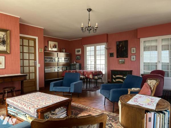 Situation exceptionnelle et vue imprenable sur la mer