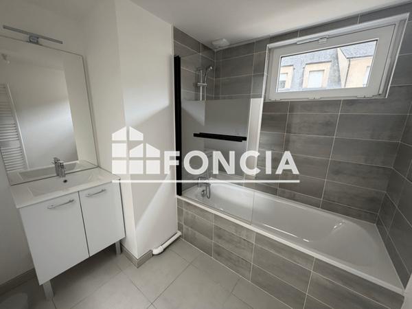 Location Maison 4 pièces 80.45 m² - 105 RUE NATIONALE - 10 RUE DE LA FUIE Le Mans 72000