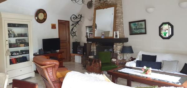 Romigny (51170) GRANDE MAISON AVEC PISCINE ET GRAND TERRAIN