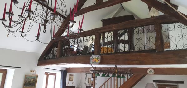 Romigny (51170) GRANDE MAISON AVEC PISCINE ET GRAND TERRAIN