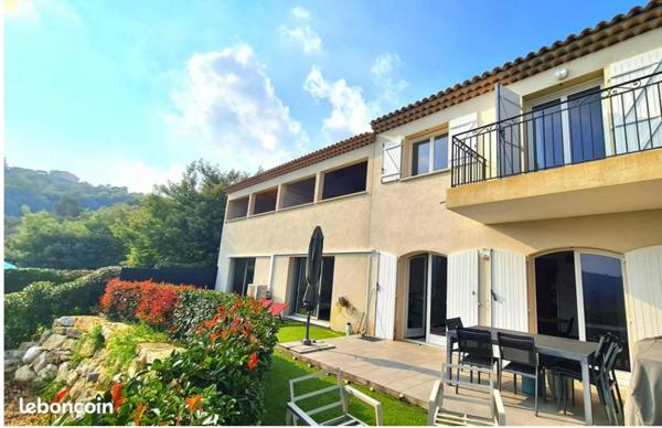 Villa Vue Panoramique Pégomas limite Tanneron
