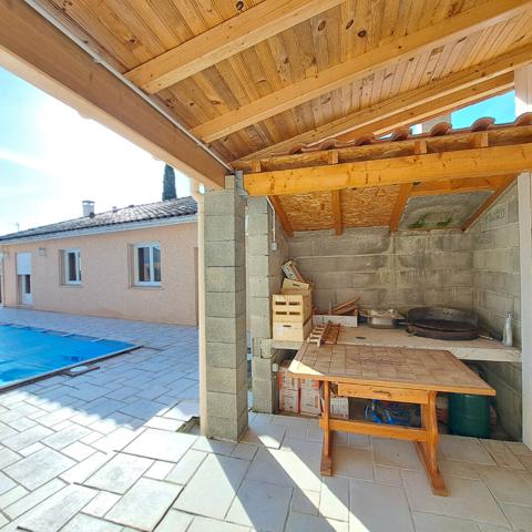 A VENDRE MAISON PLAIN PIED / JARDIN / PISCINE