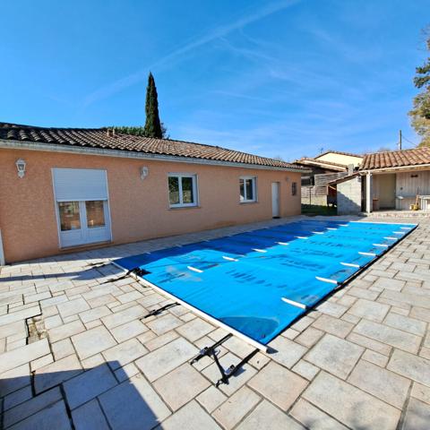 A VENDRE MAISON PLAIN PIED / JARDIN / PISCINE