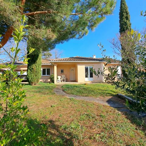 A VENDRE MAISON PLAIN PIED / JARDIN / PISCINE