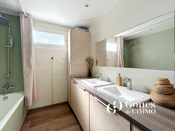 Appartement 4 pièce(s) 3 chambre(s) 81.6 m²