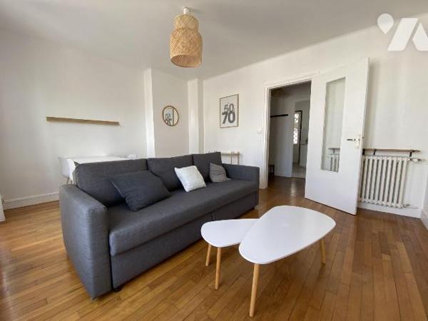 Secteur Hyper-centre | Un appartement clé en main au coeur de la ville
Idéalement situé en ple...