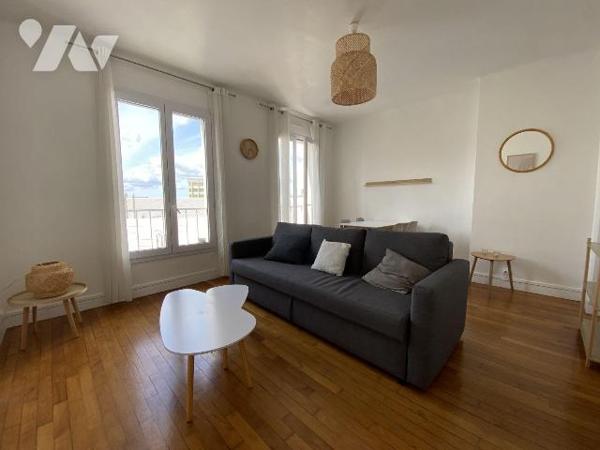 Secteur Hyper-centre | Un appartement clé en main au coeur de la ville
Idéalement situé en ple...