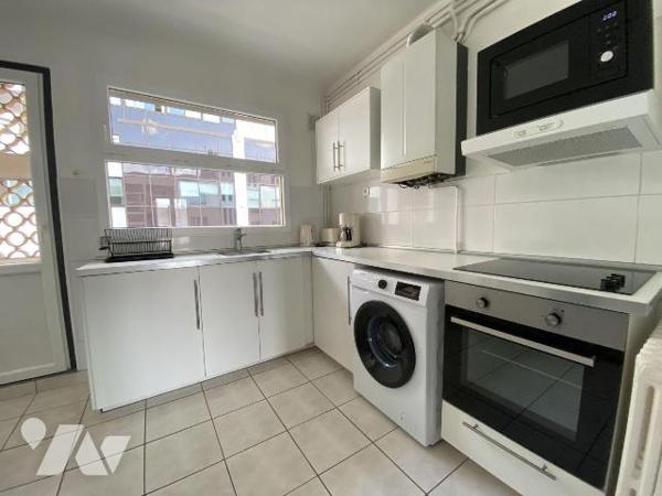 Secteur Hyper-centre | Un appartement clé en main au coeur de la ville
Idéalement situé en ple...