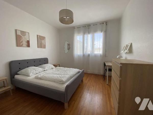 Secteur Hyper-centre | Un appartement clé en main au coeur de la ville
Idéalement situé en ple...