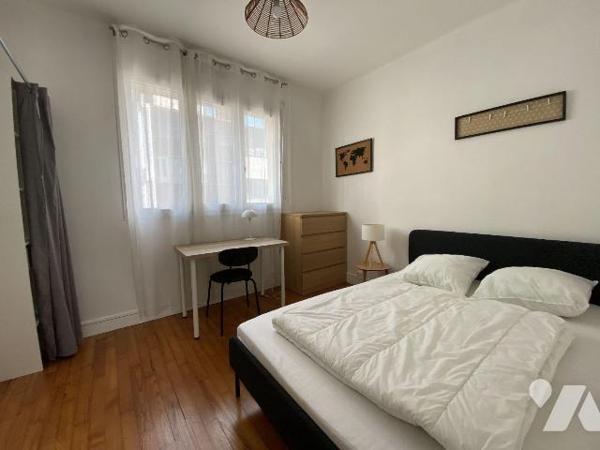 Secteur Hyper-centre | Un appartement clé en main au coeur de la ville
Idéalement situé en ple...