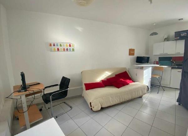 Appartement à louer    1 pièce • 20,21 m2 Melun