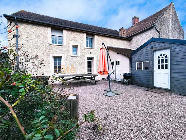 Vente Maison90 m² - 5 Pièces - MEZIDON VALLEE D AUGE (14270)