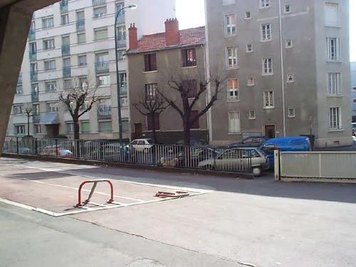 Parking / Box à louer à Clermont-Ferrand (63000)