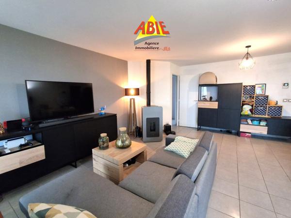 Maison  5 pièce(s)  4 chambre(s)  103.12 m²