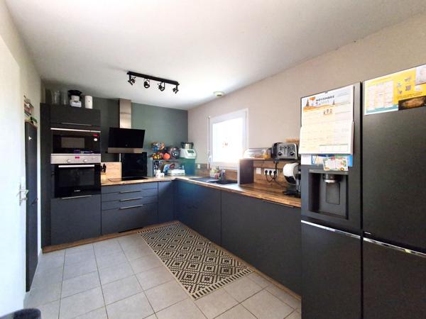 Maison  5 pièce(s)  4 chambre(s)  103.12 m²