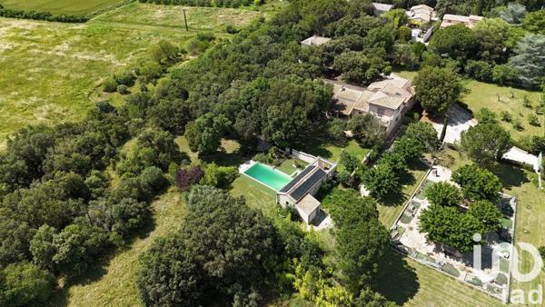Maison à vendre 10 pièces 323 m² Uzès