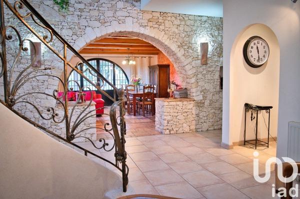 Maison à vendre 10 pièces 323 m² Uzès