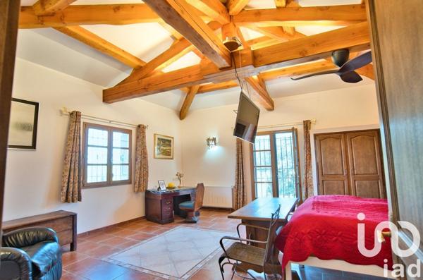 Maison à vendre 10 pièces 323 m² Uzès