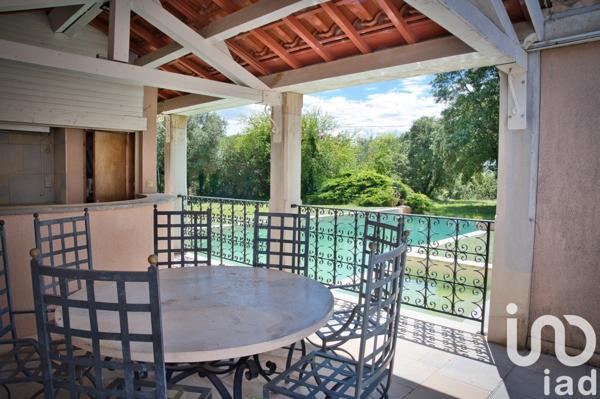 Maison à vendre 10 pièces 323 m² Uzès